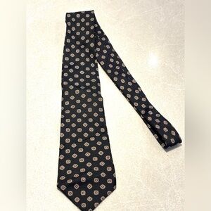 Yves Saint Laurent YSL Vintage Navy Patterned 100% Silk Tie